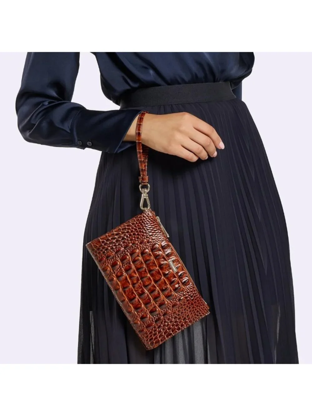 Chic Melbourne Daisy Clutch - Stylish Leather Handbag, Perfect for Day & Night